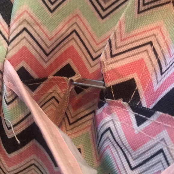 open to offers Zig-Zag Patterned Backpack - Picture 5 of 8